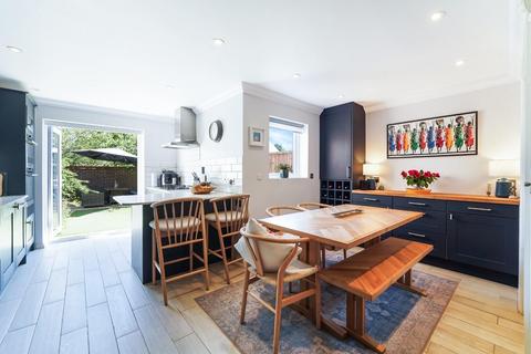 3 bedroom townhouse for sale, Cavendish Walk, Epsom