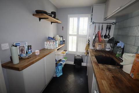 3 bedroom terraced house for sale, St Andrews Walk, Wells