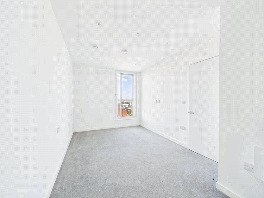 Apartment in Trafford, Wharfside - More