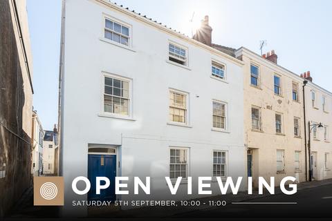 2 bedroom apartment for sale, Havilland Street, St. Peter Port, Guernsey