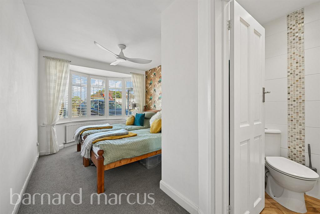 En suite bedroom, en suite