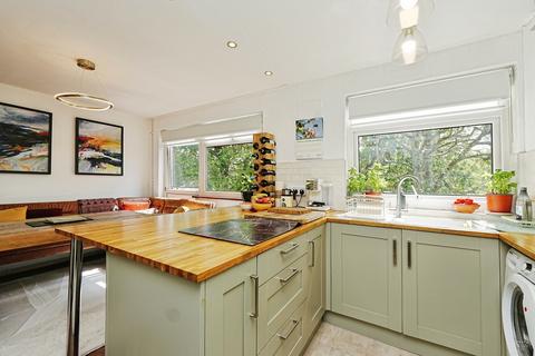 2 bedroom maisonette for sale, Woodpecker Mount, Pixton Way, Croydon, CR0