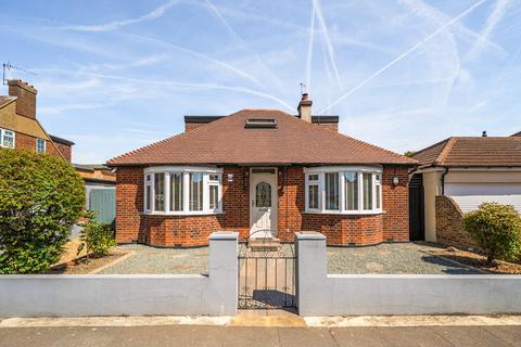 4 bedroom bungalow for sale, Lime Grove, Ruislip, Middlesex