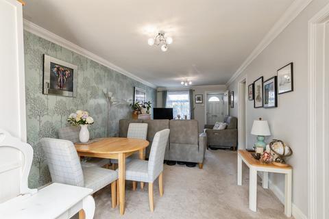 4 bedroom semi-detached house for sale, Chevening Close, Stoke Gifford, Bristol