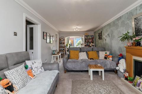 4 bedroom semi-detached house for sale, Chevening Close, Stoke Gifford, Bristol
