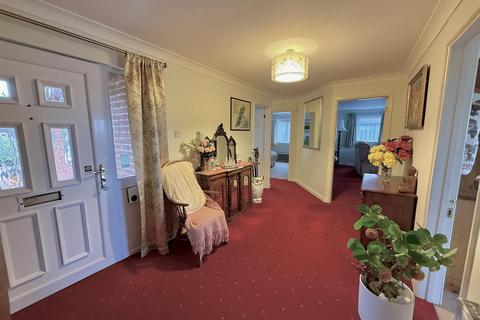 5 bedroom detached bungalow for sale, Bellevue Road, Cowes