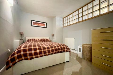 undefined, FLAT 11 (BASEMENT), 1 Princess Royal Terrace, Scarborough, YO11