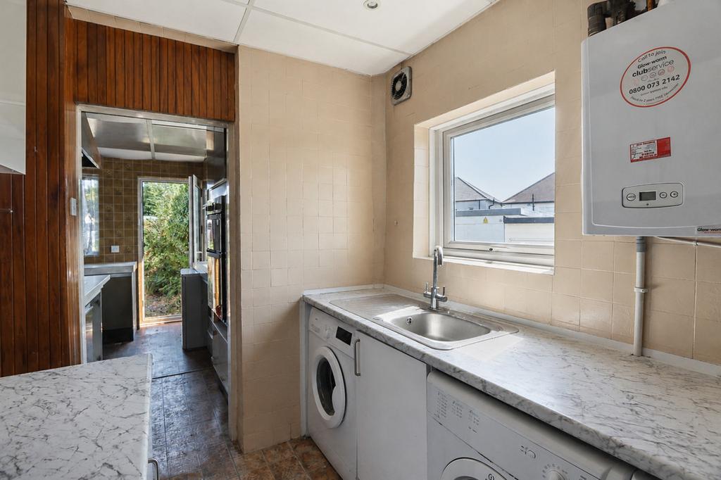Utility room, utility