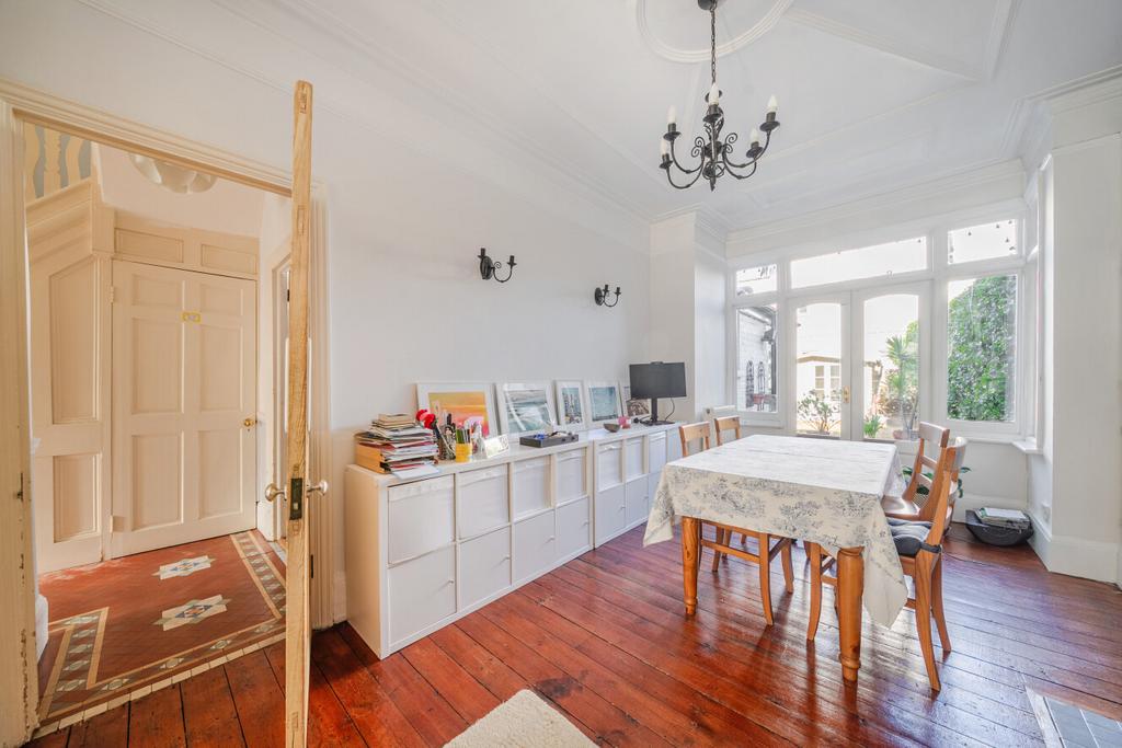 House in London - More