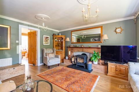4 bedroom detached house for sale, Huntsmans Gate, Burntwood, WS7