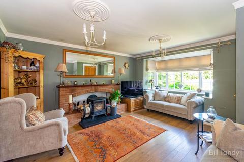 4 bedroom detached house for sale, Huntsmans Gate, Burntwood, WS7