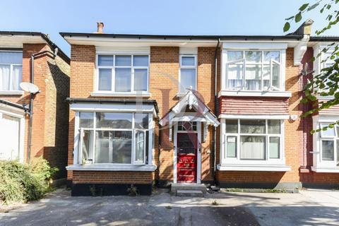 1 bedroom flat for sale, Flat C, Sidney Avenue, Bowes Park, N13