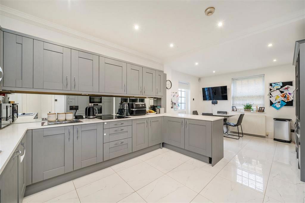 House in London - View 4