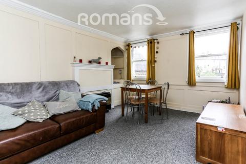 2 bedroom flat to rent, Chapel Row, Bath, BA1