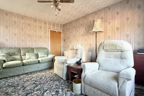 2 bedroom semi-detached bungalow for sale, Dorset Avenue, Wigston LE18
