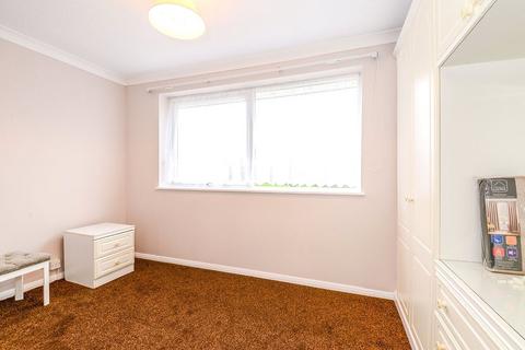 1 bedroom flat for sale, Nightingale Walk, Hertfordshire HP2