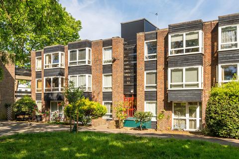 Grove Lane, Dulwich, London, SE5
