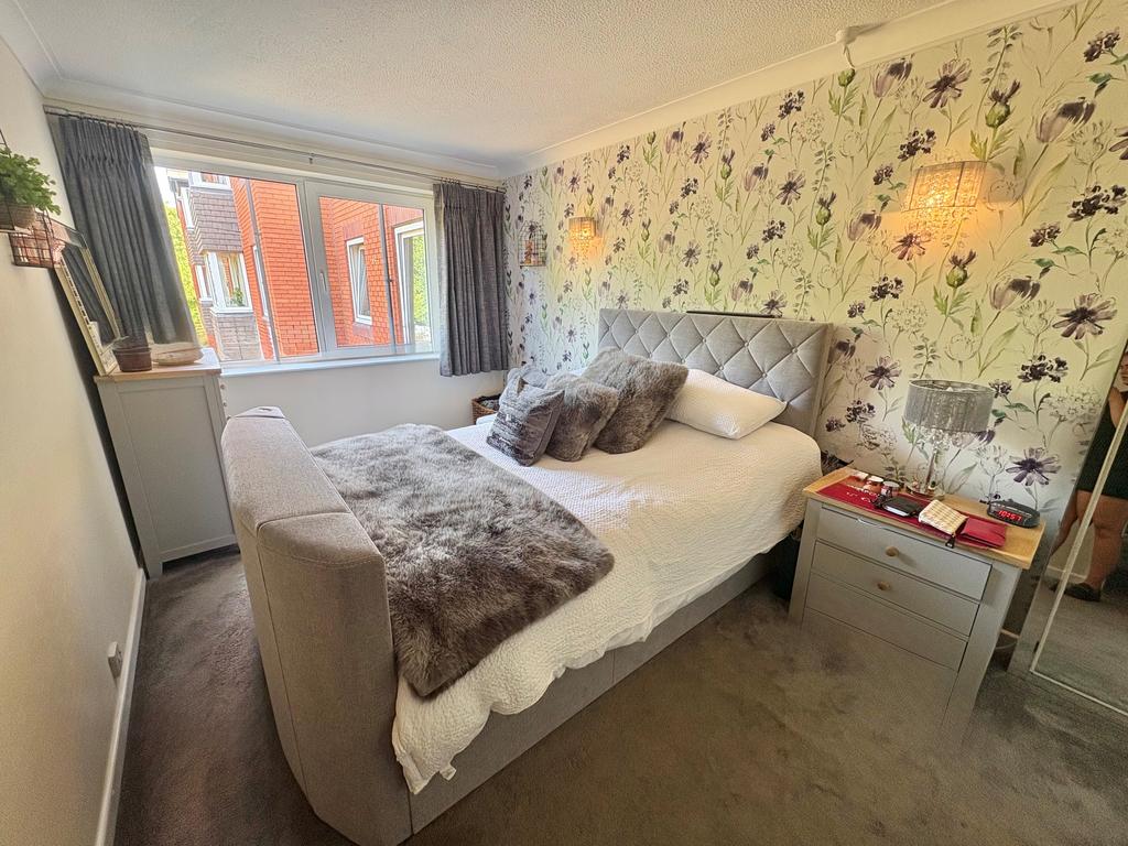 House in Sutton Coldfield - View 3