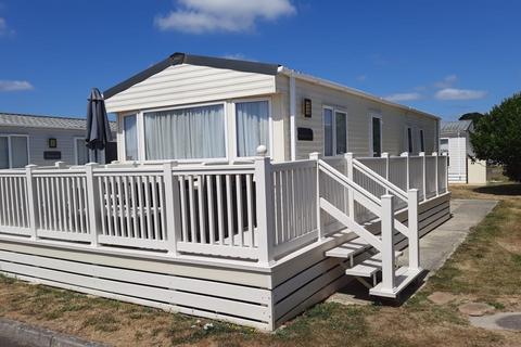 2 bedroom static caravan for sale, Abi Summerbreeze , Barton on Sea, BH25 7RE, South East England