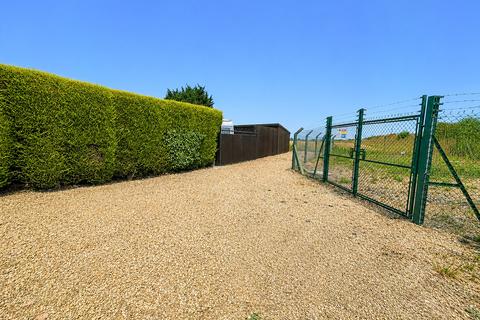 Land for sale, Coronation Avenue, PE12 0QT