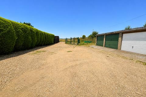 Land for sale, Coronation Avenue, PE12 0QT