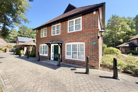 undefined, Mytchett Heath, Camberley GU16