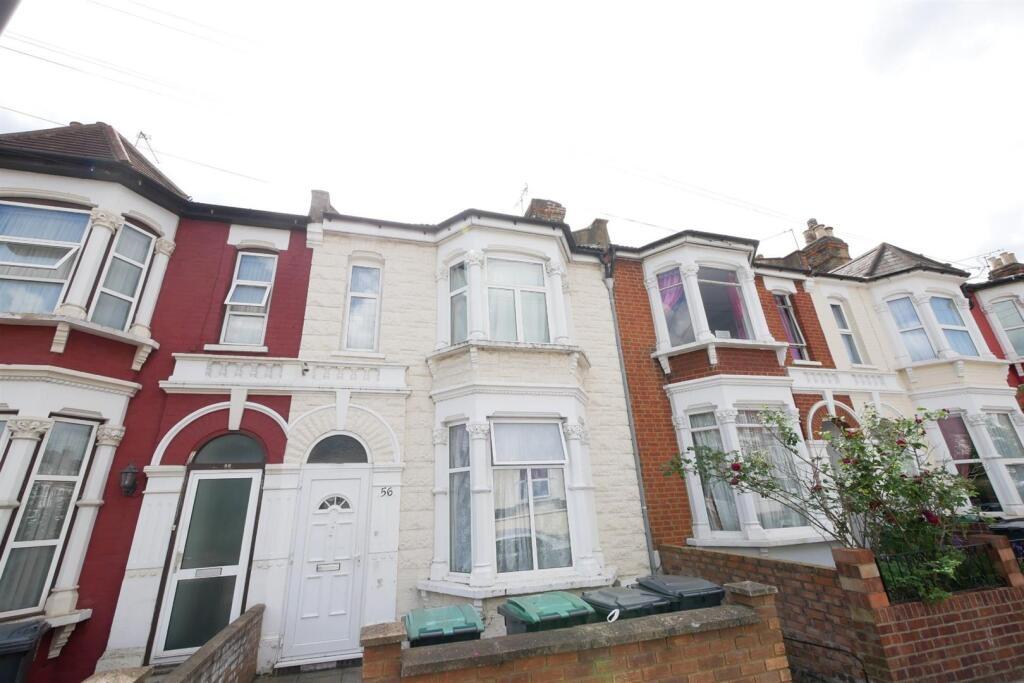 Apartment in Wood Green - View 5