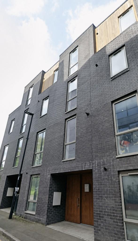 House in Sheffield - View 5