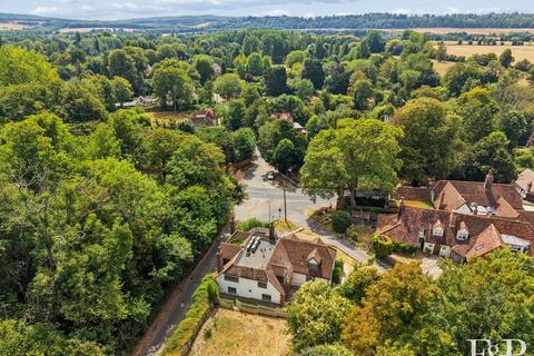 6 bedroom country house for sale, Henley Road, Medmenham, Marlow
