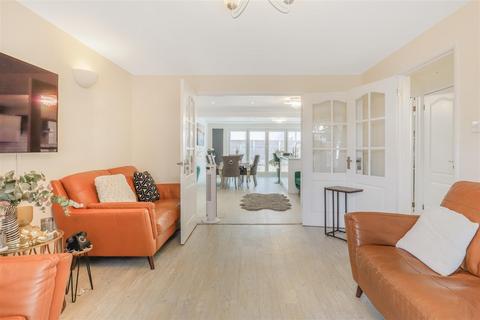 3 bedroom detached house for sale, Wincote Close, Kenilworth