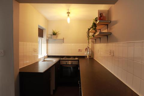 2 bedroom terraced house to rent, Nottingham Road, Ilkeston, DE7