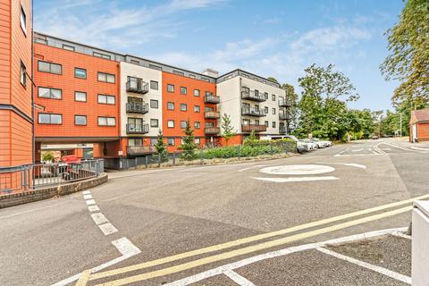 2 bedroom flat for sale, Church Street, Epsom, KT17