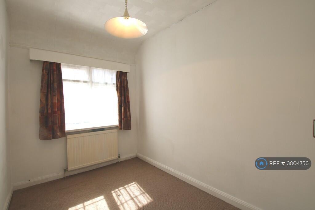 House in London - View 2