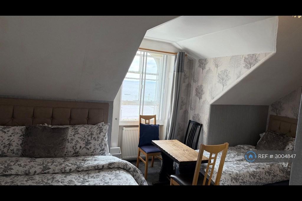 House in Edinburgh - View 2