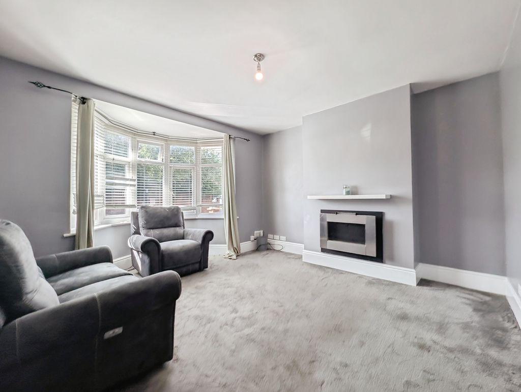 House in Newcastle Upon Tyne - View 4