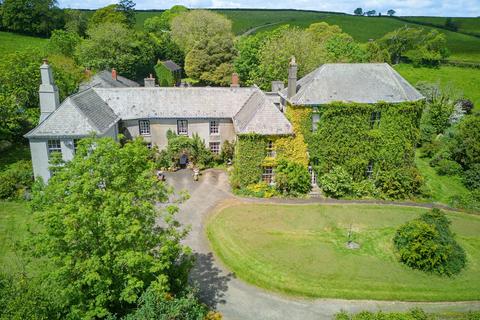 16 bedroom manor house for sale, Looe PL14