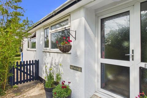 3 bedroom bungalow for sale, Roseudgeon, Penzance - Detached home with generous grounds