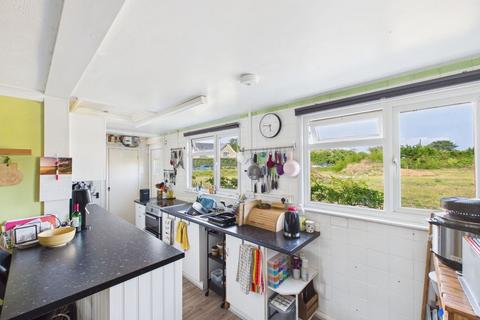 3 bedroom bungalow for sale, Roseudgeon, Penzance - Detached home with generous grounds