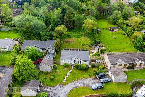3 bedroom detached house for sale, Heys Gardens, Thongsbridge, Holmfirth, HD9