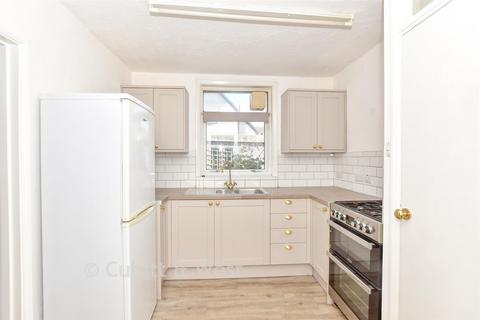 2 bedroom chalet for sale, Chichester Road, Bognor Regis PO21