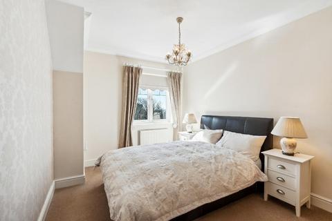 2 bedroom flat for sale, Seaford BN25