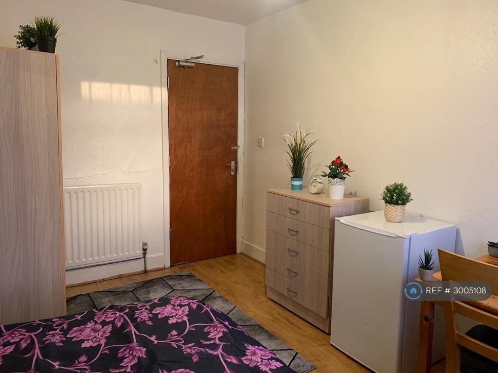House in London - View 4