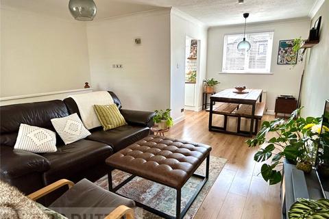 3 bedroom terraced house to rent, Hall Lee Fold, Lindley, Huddersfield, West Yorkshire, HD3