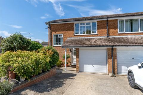 2 bedroom end of terrace house for sale, Kilpin Green, North Crawley, Newport Pagnell, Buckinghamshire, MK16