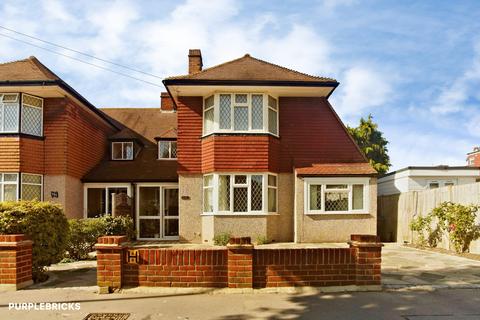 Shirley Way, Croydon, CR0