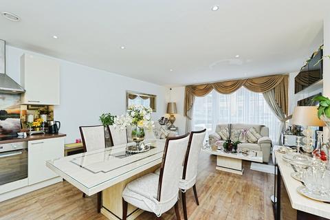 2 bedroom flat for sale, Ottley Drive, London, SE3