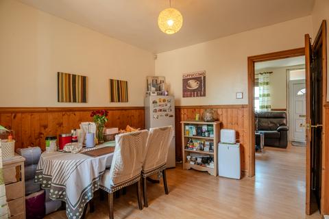 2 bedroom end of terrace house for sale, Painswick Road, Gloucester GL4