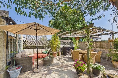 3 bedroom semi-detached house for sale, Gritstone Road, Matlock DE4