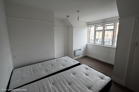 2 bedroom house share to rent, South Croydon CR2