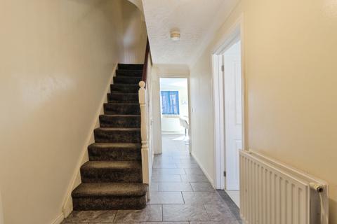 5 bedroom terraced house for sale, Redbourne Drive, LONDON, London, SE28